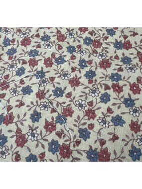 1/2 yard x 44" Cotton Fabric Red Blue White Floral Pattern Quilting Sewing Craft